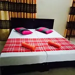 Hotel Relax On - Kollupitiya